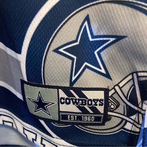 NFL DALLAS COWBOYS T-SHIRT EST 1960 Size Small (adult) - Picture 5 of 6